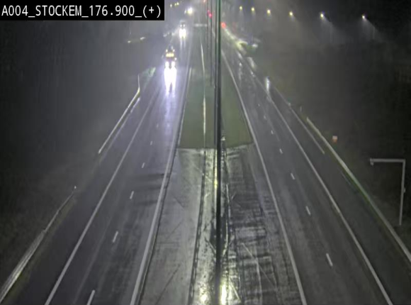 Webcam au-dessus de l'E411 sur la N83 à hauteur de la sortie Stockem. Vue orientée vers Arlon