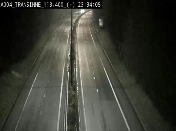 Caméra trafic E411 (A4) - Transinne direction Namur - BK 113.425