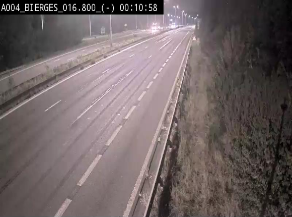 Webcam E411(A4) à Wavre, à hauteur de la sortie 5 Bierges. Vue orientée vers Bruxelles