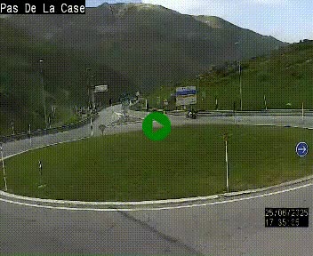 Webcam sur la N22 au niveau du poste frontière entre la France et Andorre à proximité de Pas de la Case à plus de 2000 mètres d'altitude
