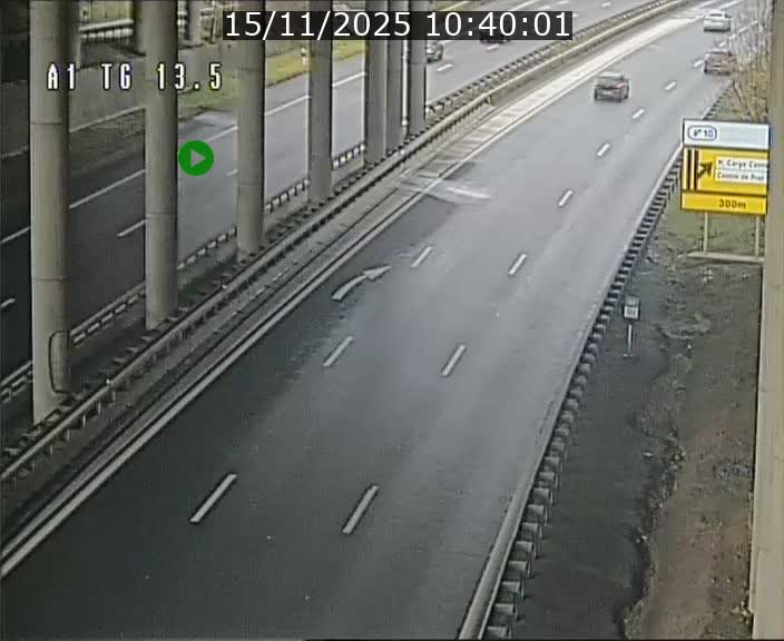 Traffic live webcam Luxembourg Senningen - A1 direction Luxembourg - BK 13.5