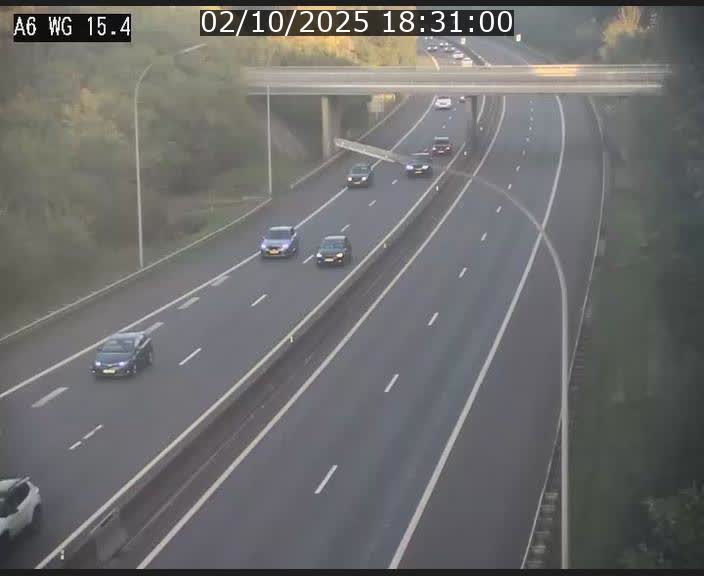 Traffic live webcam Luxembourg Capellen - A6 - BK 15.4 - direction Luxembourg/France/Allemagne