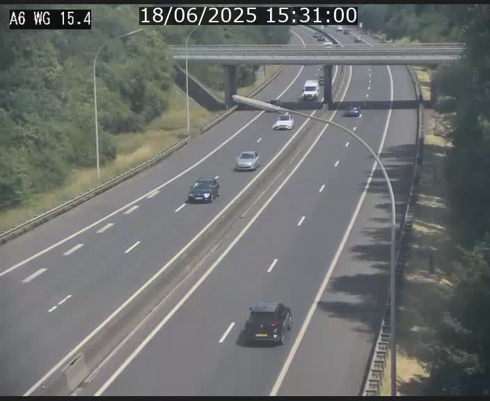 Traffic live webcam Luxembourg Capellen - A6 - BK 15.4 - direction Luxembourg/France/Allemagne