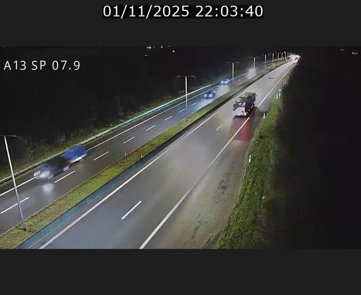 Traffic live webcam Luxembourg Jonction Lankelz - A13 direction Pétange - BK 7.9
