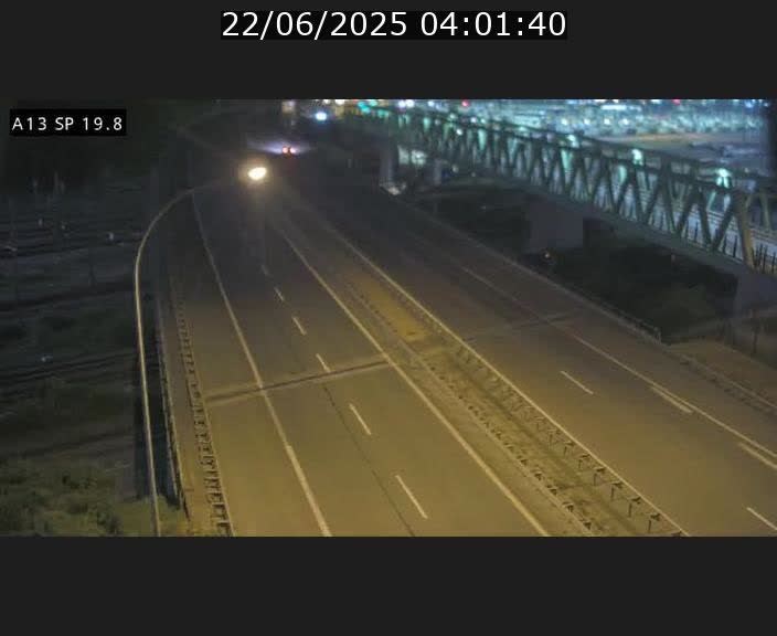 Traffic live webcam Luxembourg Croix de Bettembourg - A13 direction Esch-sur-Alzette - BK 19.8