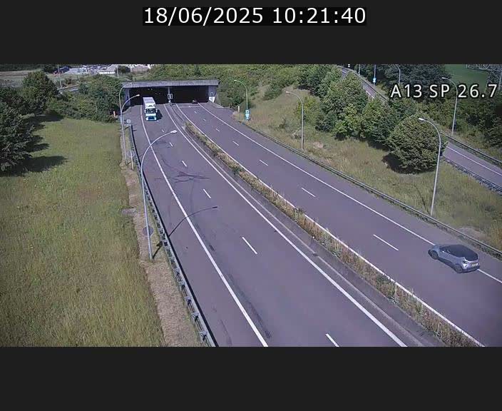 Traffic live webcam Luxembourg Frisange - A13 direction Luxembourg-ville - BK 26.7