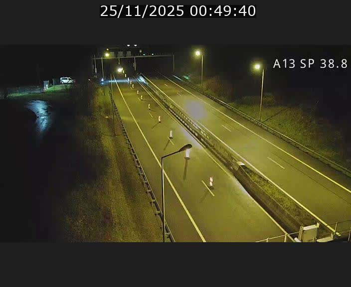 Webcam autoroute A13 à l'entrée ouest du tunnel Markusbierg à Schengen. Vue orientée vers le tunnel et l'Allemagne