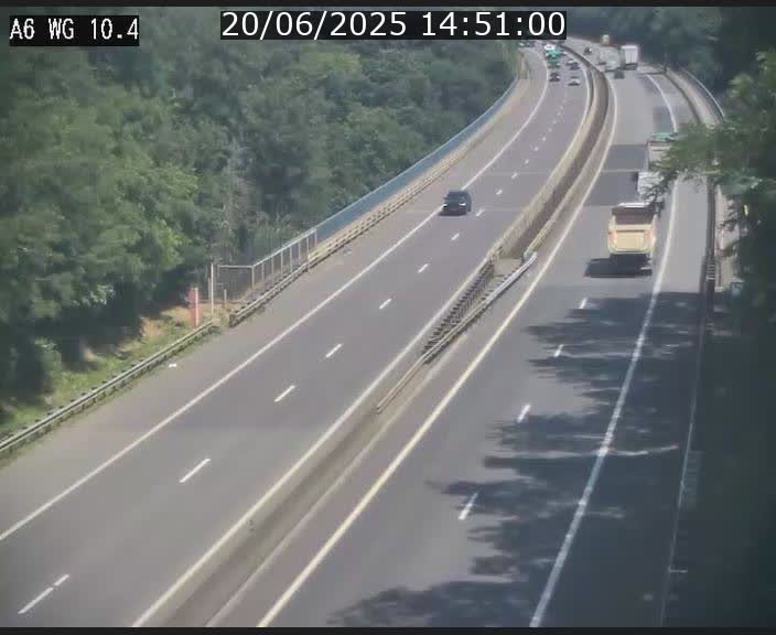 Traffic live webcam Luxembourg Mamer - A6 - BK 10.4 - direction Luxembourg/France/Allemagne