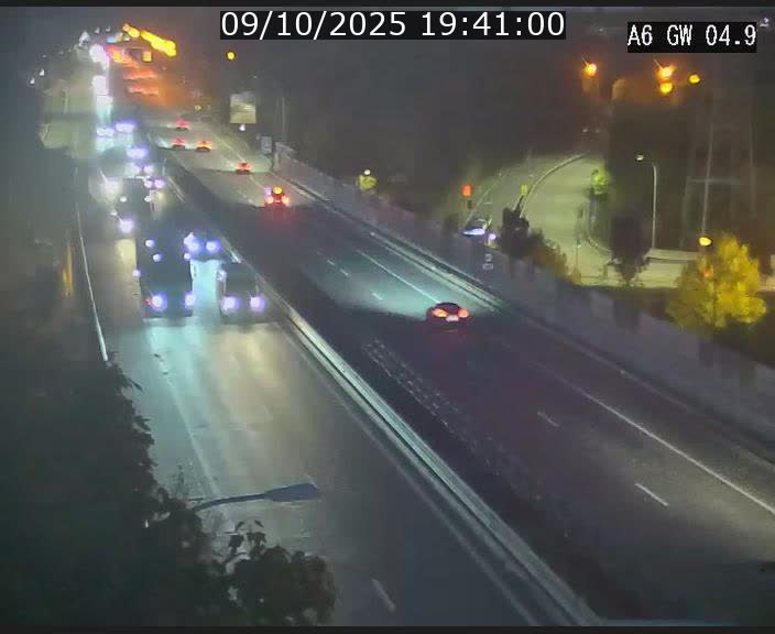 Traffic live webcam Luxembourg Croix de Cessange - A6 - BK 4.9 - direction Belgique