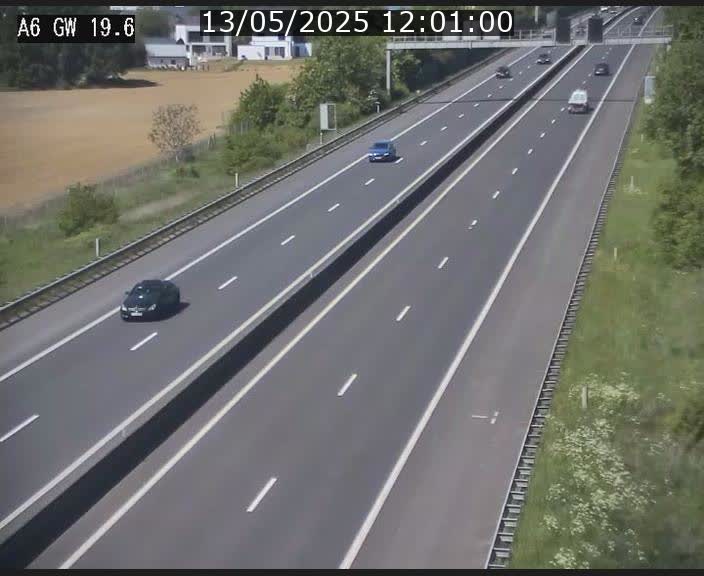 Traffic live webcam Luxembourg - Steinfort - A6 - BK 19.6 - direction Belgique