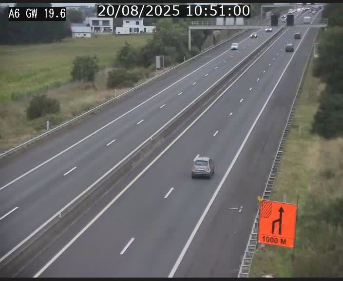 Traffic live webcam Luxembourg - Steinfort - A6 - BK 19.6 - direction Belgique