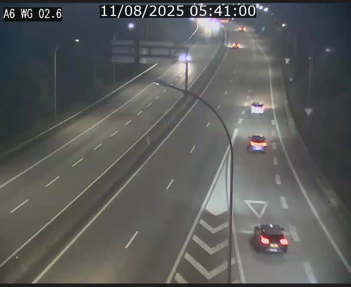Traffic live webcam Luxembourg Croix de Cessange - A6 - BK 2.6 - direction France/Allemagne