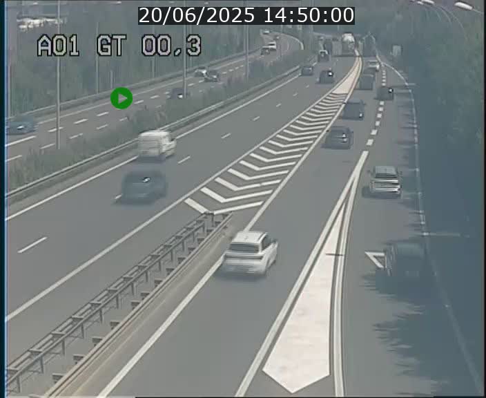 Traffic live webcam Luxembourg Croix de Gasperich - A1 direction Kirchberg - BK 0.3