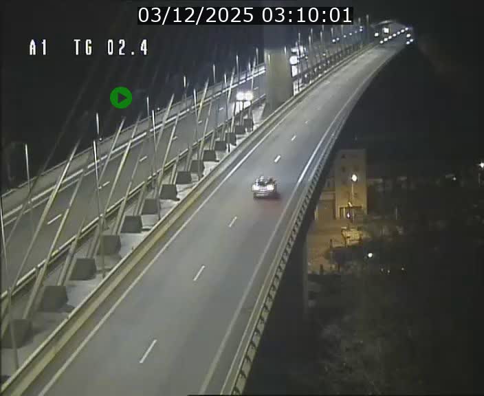 Traffic live webcam Luxembourg Sandweiler - A1 direction Luxembourg-ville - BK 2.4
