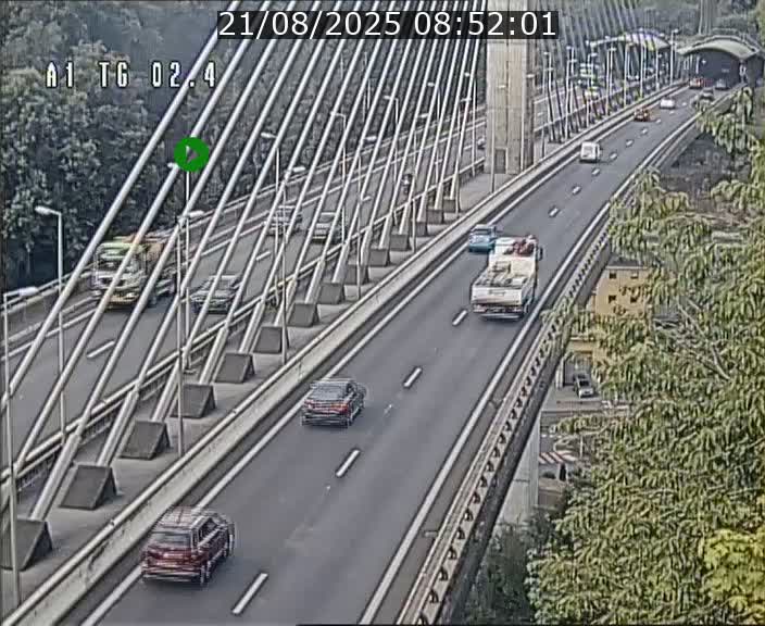 Traffic live webcam Luxembourg Sandweiler - A1 direction Luxembourg-ville - BK 2.4