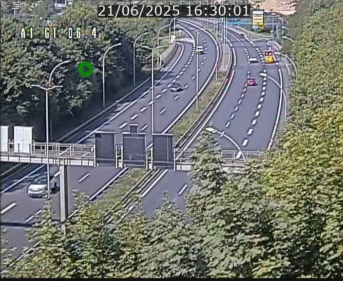 Traffic live webcam Luxembourg Hamm - A1 direction Sandweiler - BK 6.4
