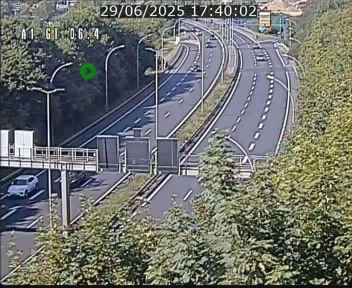 Traffic live webcam Luxembourg Hamm - A1 direction Sandweiler - BK 6.4
