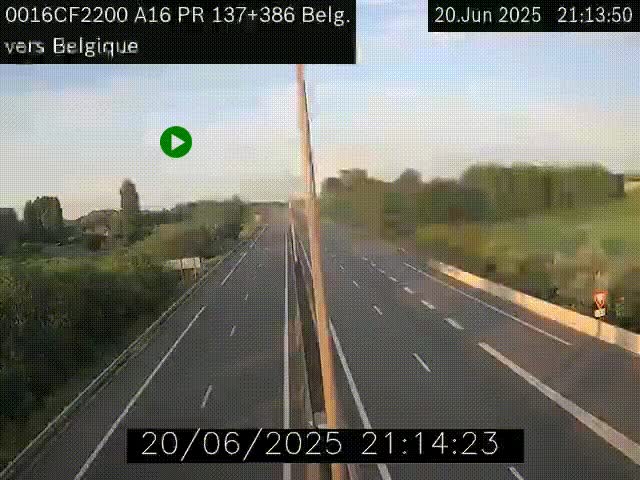 Webcam à la frontière franco-belge au niveau de Bray-Dunes/De-Panne sur l'autoroute A16. Vue orientée vers la Belgique