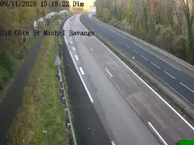 Clone of Webcam sur la D14, dans la côte Saint-Michel. Vue orientée vers Havange