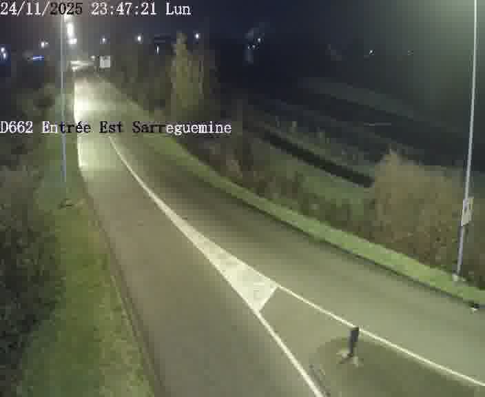 Point de vue trafic déployé sur D662 (France) à Sarreguemines, regardant vers Sarreguemines, aidant conducteurs et services à anticiper les flux.