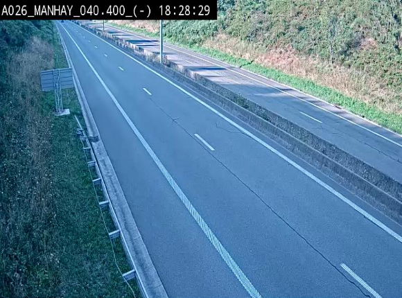 Webcam autoroute A26/E25 à hauteur de Manhay, après la jonction avec la N651 en direction de Liège - BK 40.4