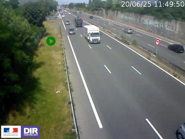 Webcam à Bron sur l'A43 à la jonction avec le boulevard périphérique de Lyon (D383). Vue orientée vers Lyon