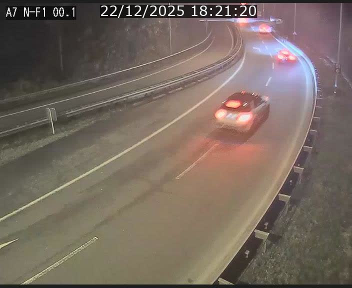 Webcam autoroute Luxembourg A7 située dans la sortie 1 Waldhof, vers la N11, avant le Tunnel Stafelter