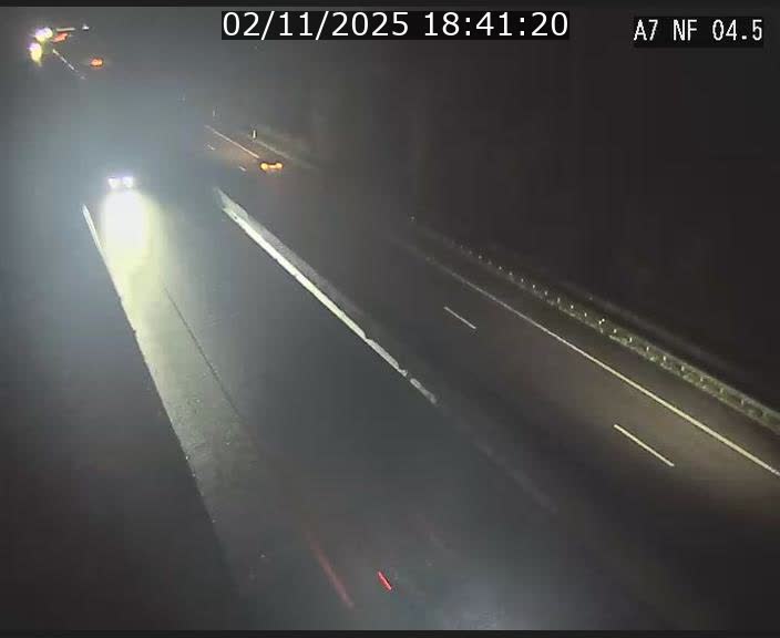 Caméra autoroute Luxembourg A7 - Passage à gibier Rëngelbour - direction Tunnel Grouft