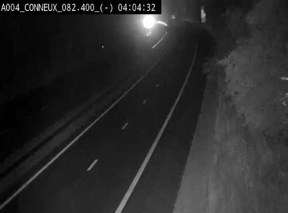 Webcam sur l'E411 avant les sorties 20 menant à Ciney, Dinant et Achêne. Vue orientée vers Namur