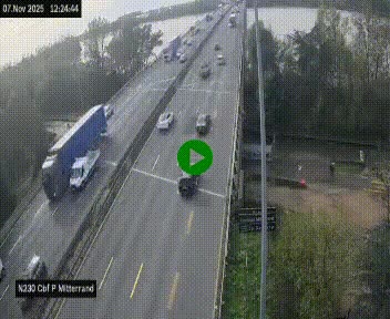 Webcam sur le périphérique de Bordeaux à l'est de la ville. Caméra située sur le Pont Mitterand sur la N230
