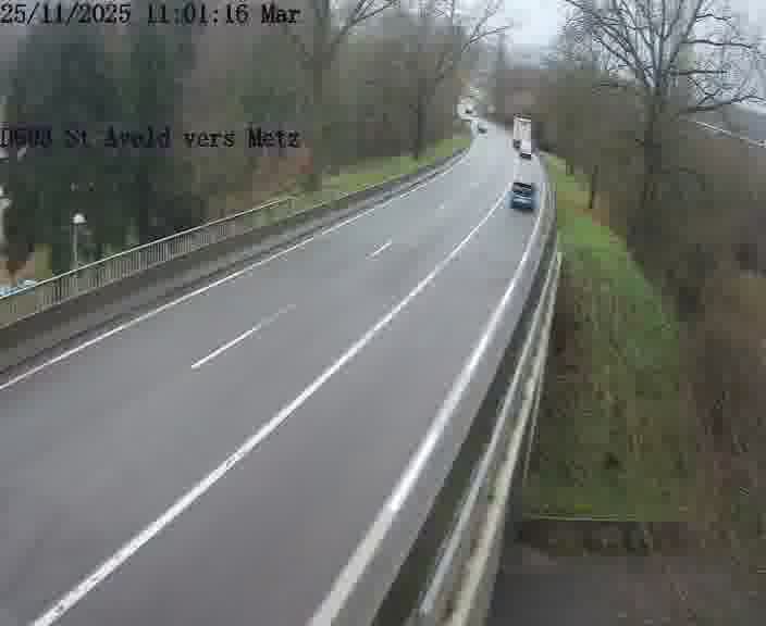Clone of Webcam sur la D603 située à proximité de Saint-Avold. Vue orientée vers Metz