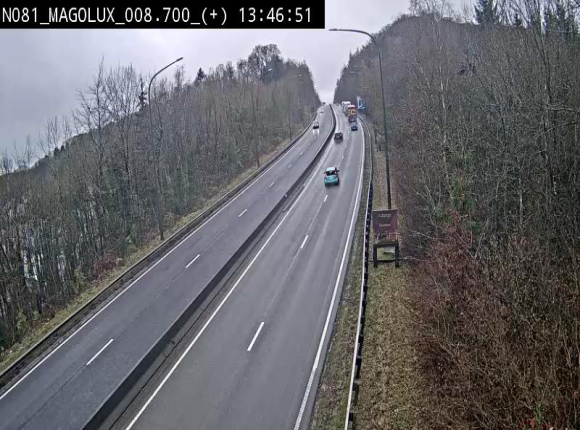 Webcam sur la N81 (E411) à hauteur de la jonction avec la N883. Vue orientée vers Longwy