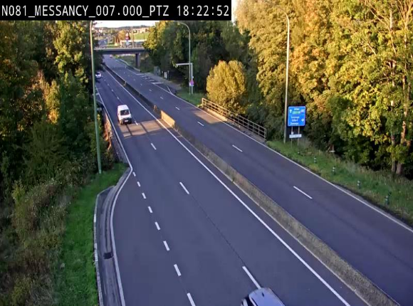 Webcam sur la N81 (E411) à hauteur du Cora Messancy. Vue orientée vers Arlon