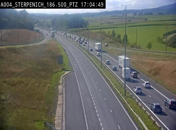 Webcam E411 à Sterpenich en Belgique près de la frontière du Luxembourg. Vue orientée vers Bruxelles