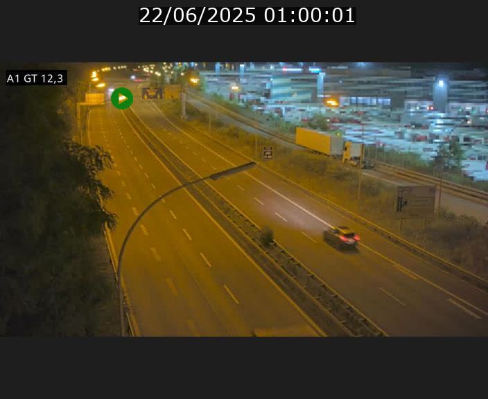 Traffic live webcam Luxembourg Senningerberg - A1 direction Allemagne - BK 12.3