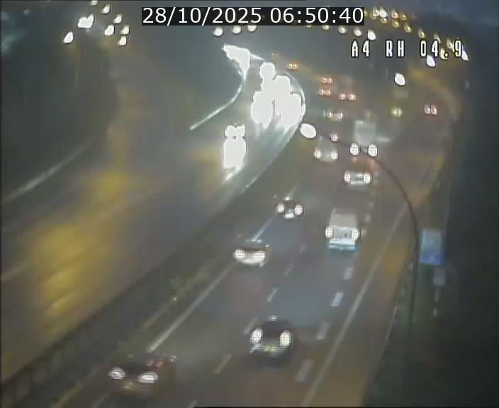 Traffic live webcam Luxembourg Leudelange - A4 - BK 4.9 - direction Luxembourg