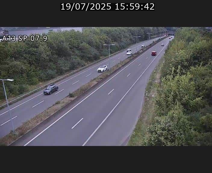 Traffic live webcam Luxembourg Jonction Lankelz - A13 direction Pétange - BK 7.9