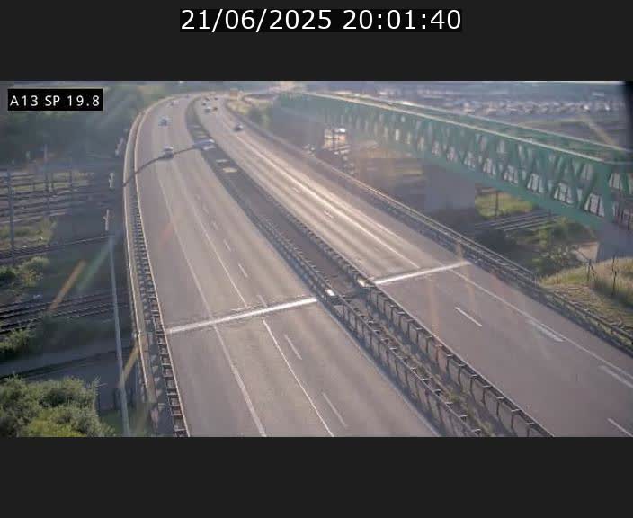 Traffic live webcam Luxembourg Croix de Bettembourg - A13 direction Esch-sur-Alzette - BK 19.8
