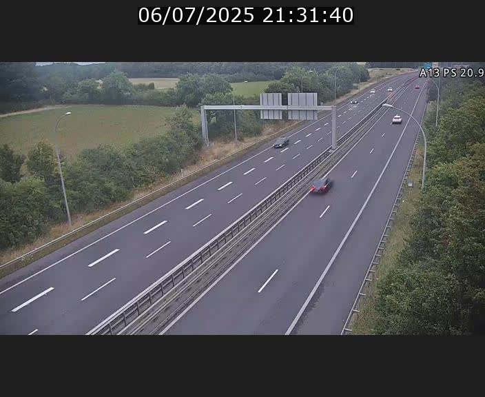 Traffic live webcam Luxembourg Croix de Bettembourg, rond-point d'Hellange - A13 direction Allemagne - BK 20.9