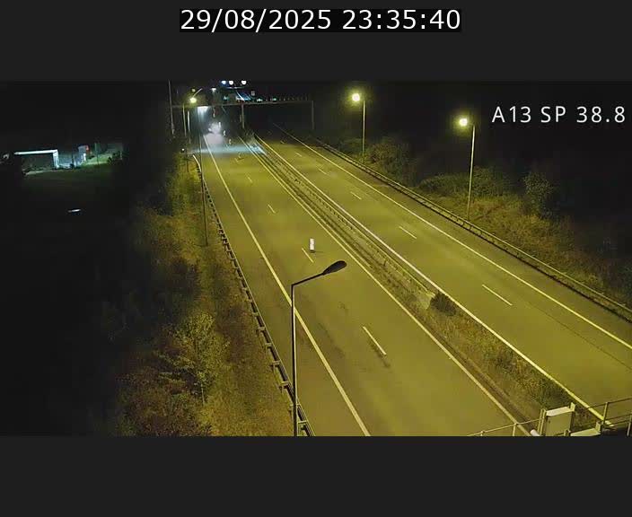 Webcam autoroute A13 à l'entrée ouest du tunnel Markusbierg à Schengen. Vue orientée vers le tunnel et l'Allemagne