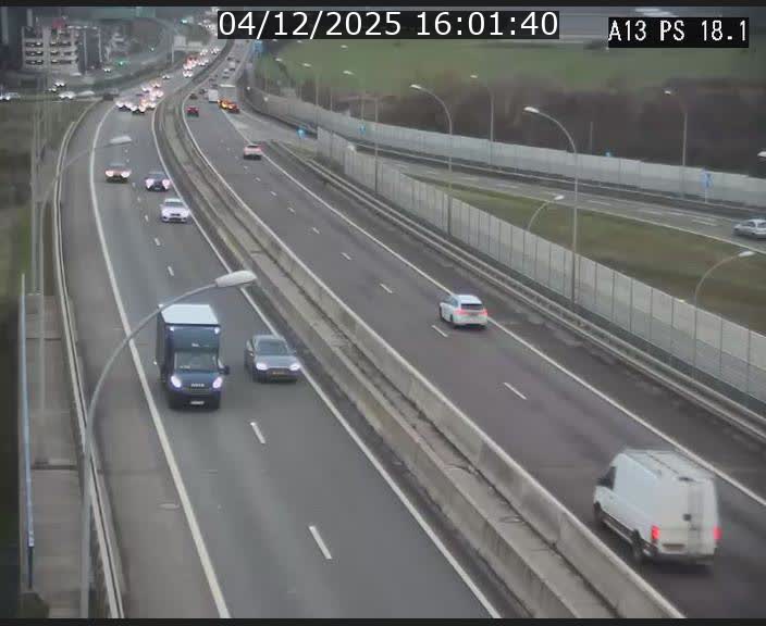 Traffic live webcam Luxembourg Dudelange - A13 direction Croix de Bettembourg - BK 18.1