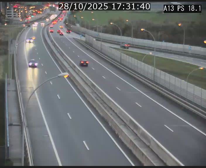 Traffic live webcam Luxembourg Dudelange - A13 direction Croix de Bettembourg - BK 18.1