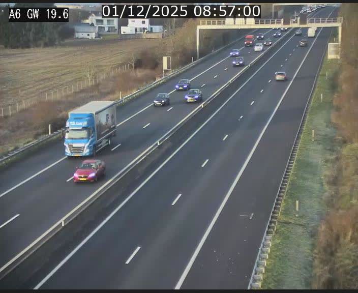 Traffic live webcam Luxembourg - Steinfort - A6 - BK 19.6 - direction Belgique