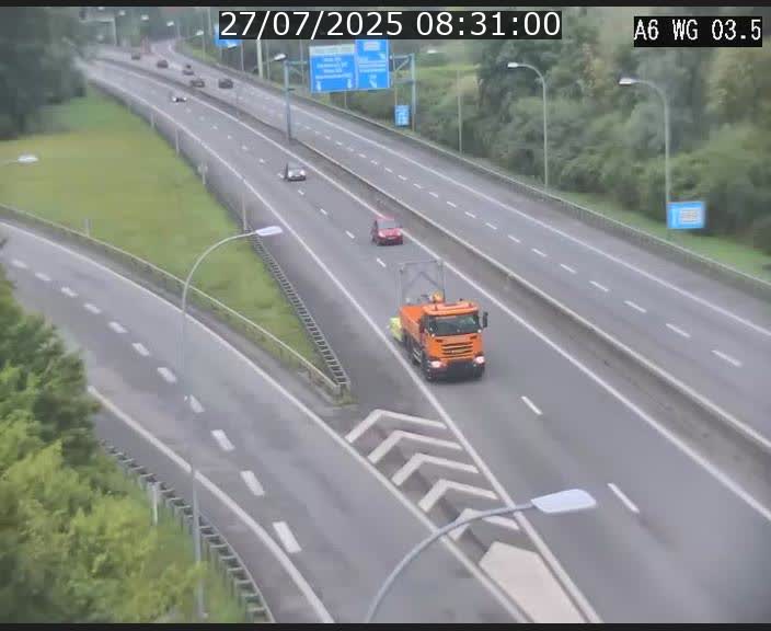 Traffic live webcam Luxembourg - Croix de Cessange - A6 - BK 3.5 - direction France/Allemagne