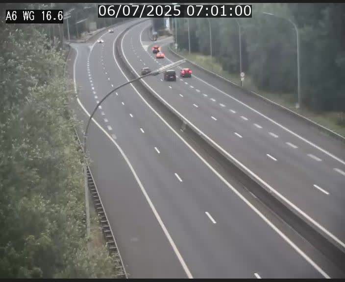 Traffic live webcam Luxembourg Aire de Capellen - A6 - BK 16.6 - direction Luxembourg/France/Allemagne