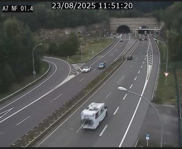 Caméra autoroute Luxembourg A7 - Echangeur Waldhaff - direction Tunnel Stafelter