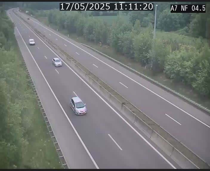 Caméra autoroute Luxembourg A7 - Passage à gibier Rëngelbour - direction Tunnel Grouft