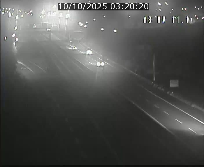 Traffic live webcam Luxembourg Croix de Bettembourg A3 - BK 11.1 - direction Luxembourg-ville