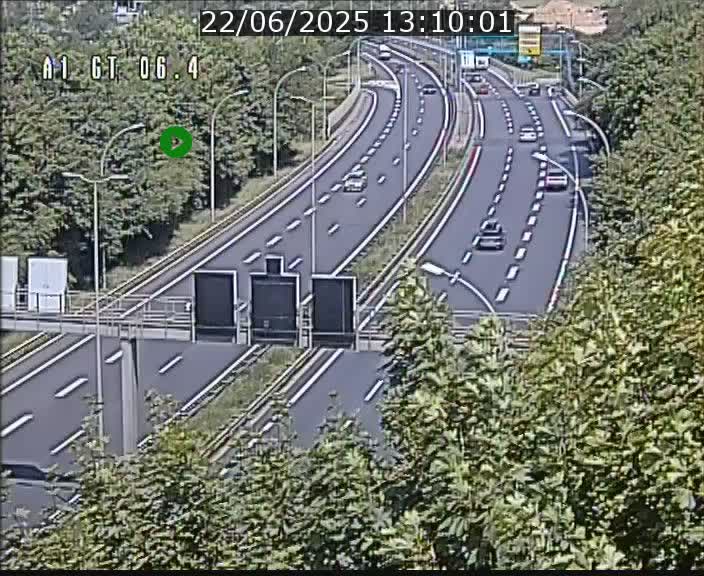 Traffic live webcam Luxembourg Hamm - A1 direction Sandweiler - BK 6.4