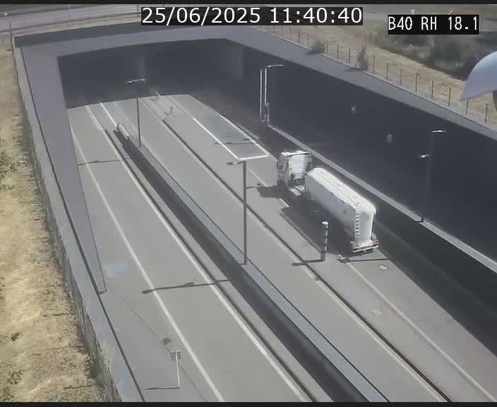 Webcam sur la route de contournement d'Esch-Belval avant le tunnel Central Gate au niveau de la porte de France et du radar fixe